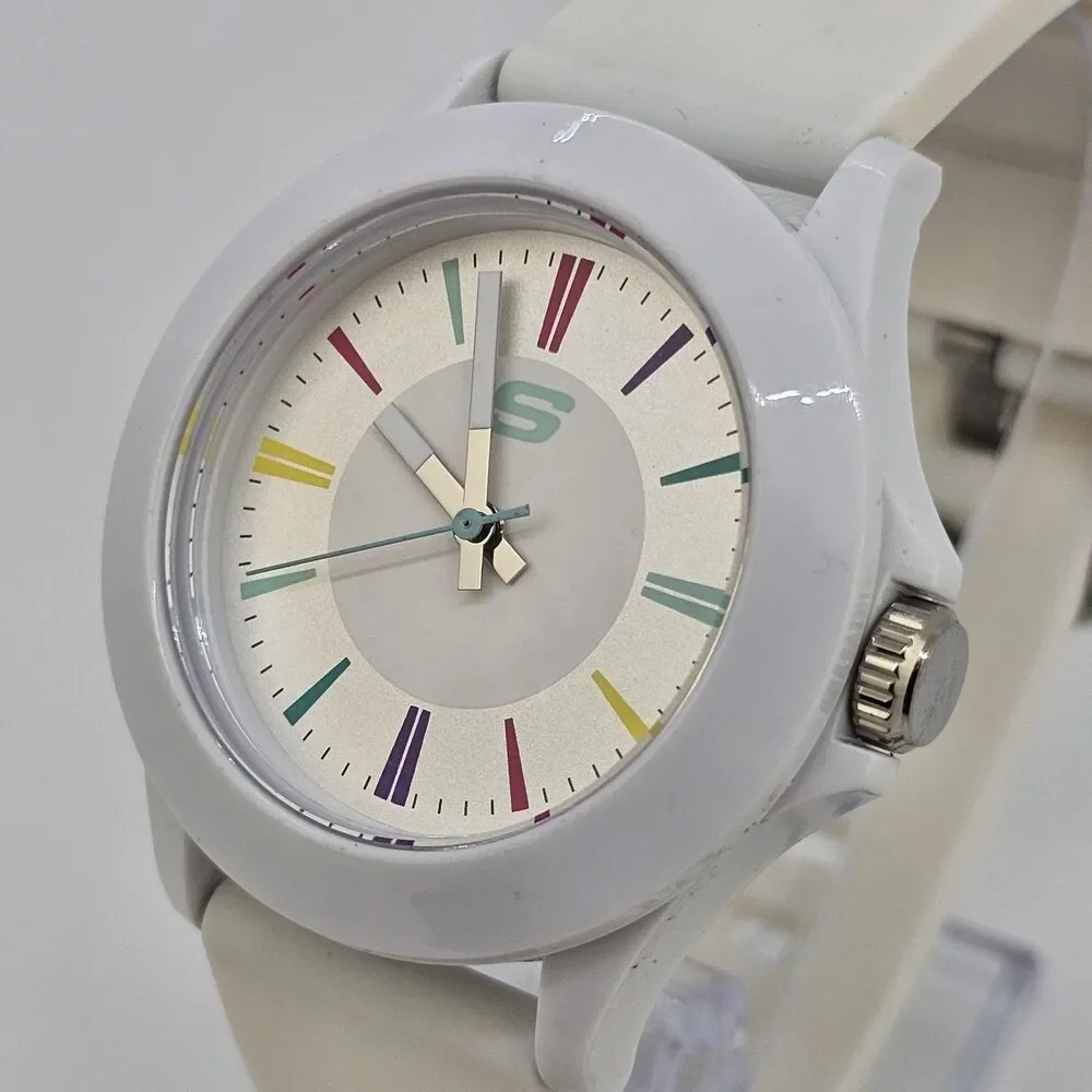 Sketchers Women's Watch‎ 40MM White Dial White Plastic Bands New Battery